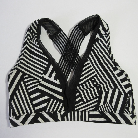 Victoria's Secret Other - ** SALE !! ** Victoria's Secret Victoria Sport Sports Bra Small